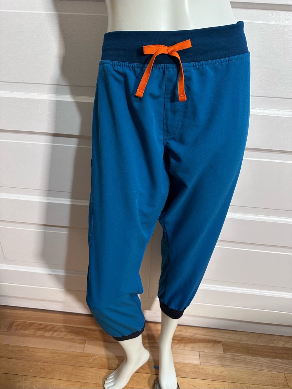 FIGS Zamora Jogger Scrub Pants Size XXL Blue Medical Technical Collection $79